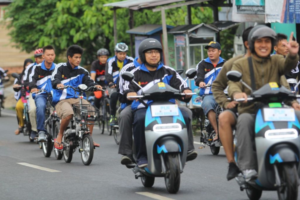 Dukung Go Green Pln Kumpulkan Pengguna Kendaraan Listrik Pt Pln