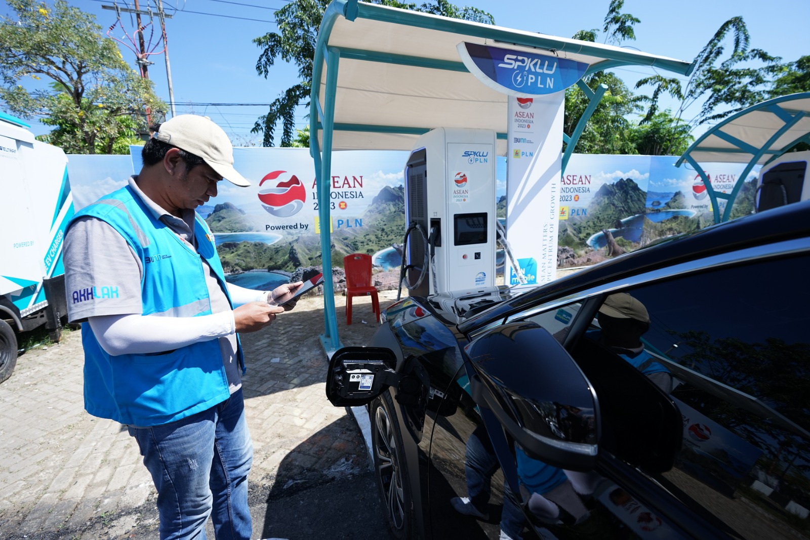 Haleyora Power gandeng ABB untuk menyediakan stasiun pengisi daya kendaraan listrik di Indonesia