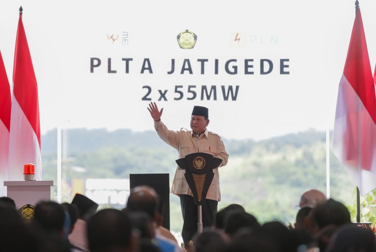 Gebrakan 100 Hari, Presiden Prabowo Resmikan 37 Proyek Ketenagalistrikan Nasional sebagai Fondasi Mengejar Target Pertumbuhan Ekonomi 8 Persen