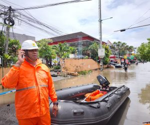 PLN Pulihkan Listrik Pascabencana, Warga Bali Kembali Beraktivitas