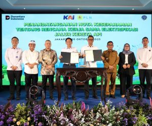 Kolaborasi PLN &#8211; KAI, Siap Elektrifikasi Jalur Kereta Indonesia
