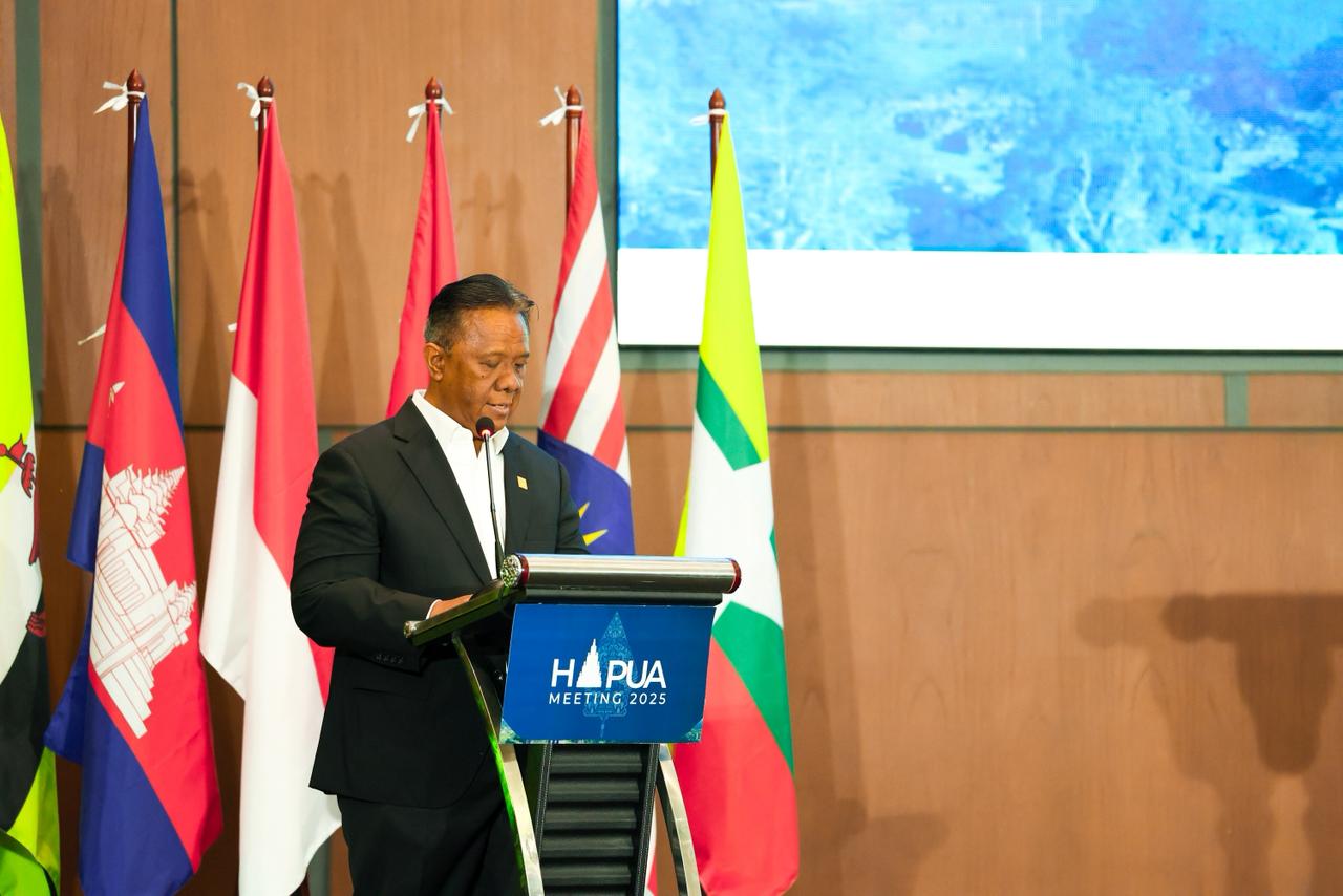 Direktur Legal dan Manajemen Human Capital PLN Yusuf Didi Setiarto menyampaikan pentingnya transformasi SDM untuk menghadapi dinamika energi global.