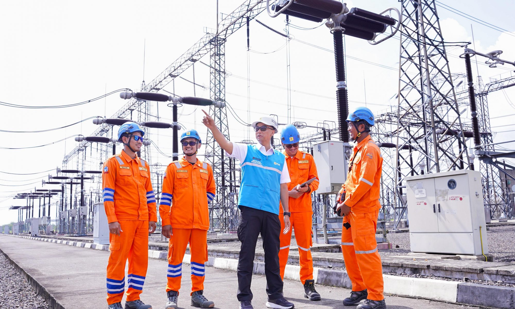 Direktur Utama PLN meninjau operasi GITET 500 kV Pedan di Klaten Jawa Tengah