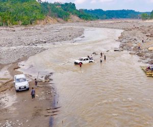 PLN Distribusikan Bantuan 1.000 Genset Kementerian ESDM, Bangkitkan Semangat Warga Aceh Pascabencana